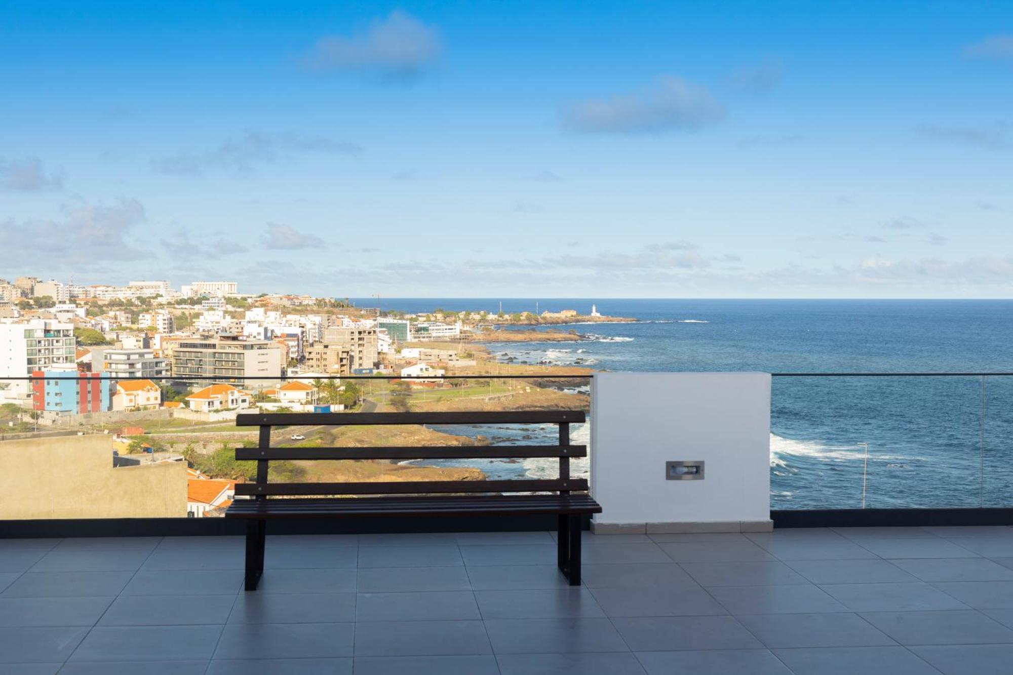 3 Bdr Aprt, Amazing Seaview, Rooftop Pool - Lcgr Прая Екстер'єр фото